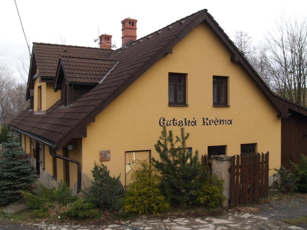 Penzion Gutska Krcma Тринец Екстериор снимка